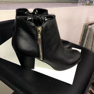 LAST CHANCE!!! Style & Co. Black Booties